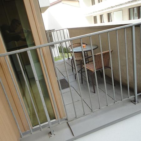 Angel Plaza Apartment คราคูฟ ภายนอก รูปภาพ