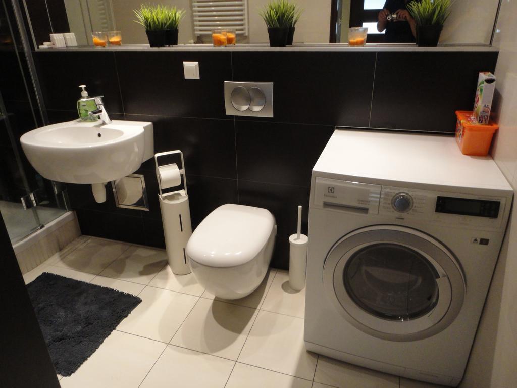 Angel Plaza Apartment คราคูฟ ภายนอก รูปภาพ