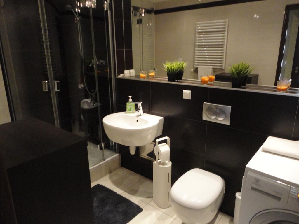 Angel Plaza Apartment คราคูฟ ภายนอก รูปภาพ